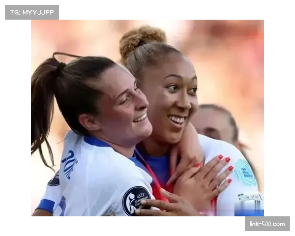 切尔西女足劳伦·詹姆斯速度突出 成反击利器